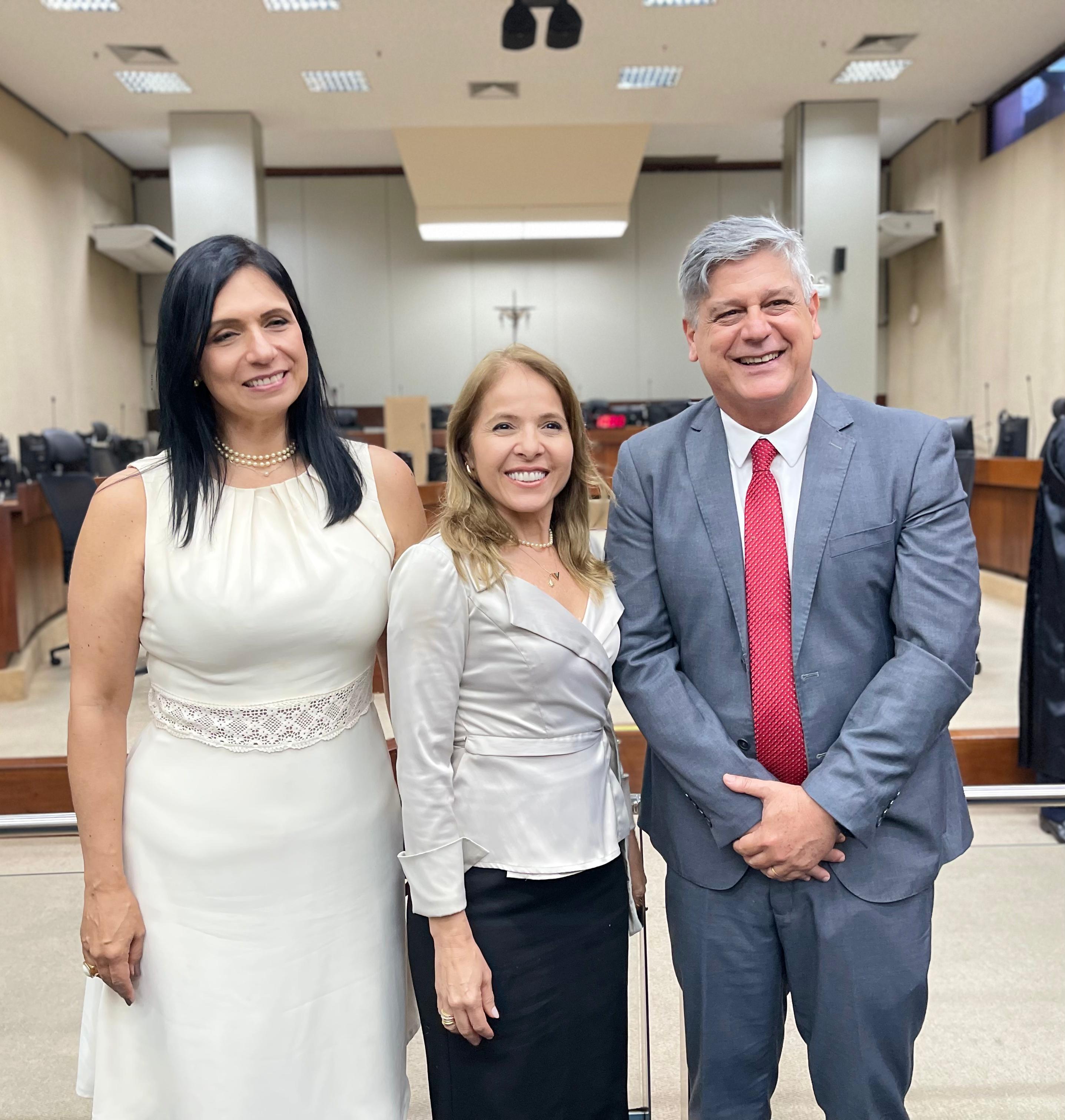 ​Chris Gurgel se consolida na disputa para o Quinto do TRT Bahia