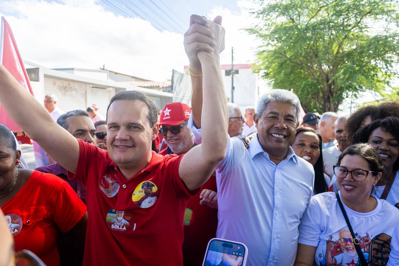 ​"Pesquisa mostra que a Bahia aprova o governador e vai votar em Jerônimo e Lula", afirma Júlio