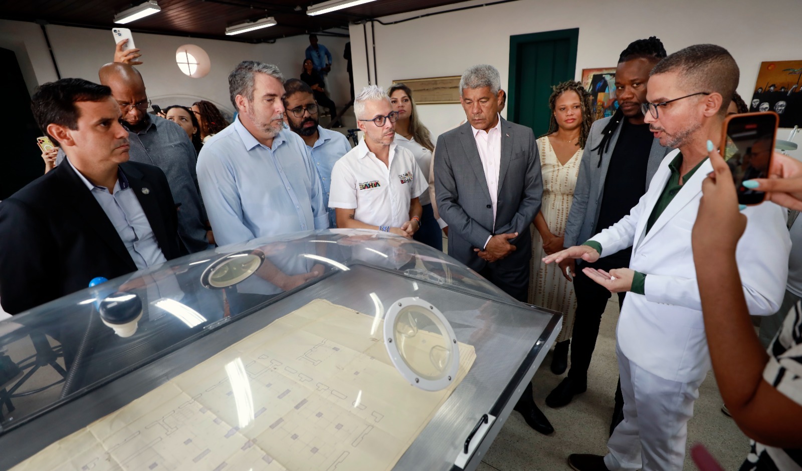 ​Com reconhecimento da Unesco, Arquivo Público da Bahia celebra 136 anos e recebe novos investimentos do Estado