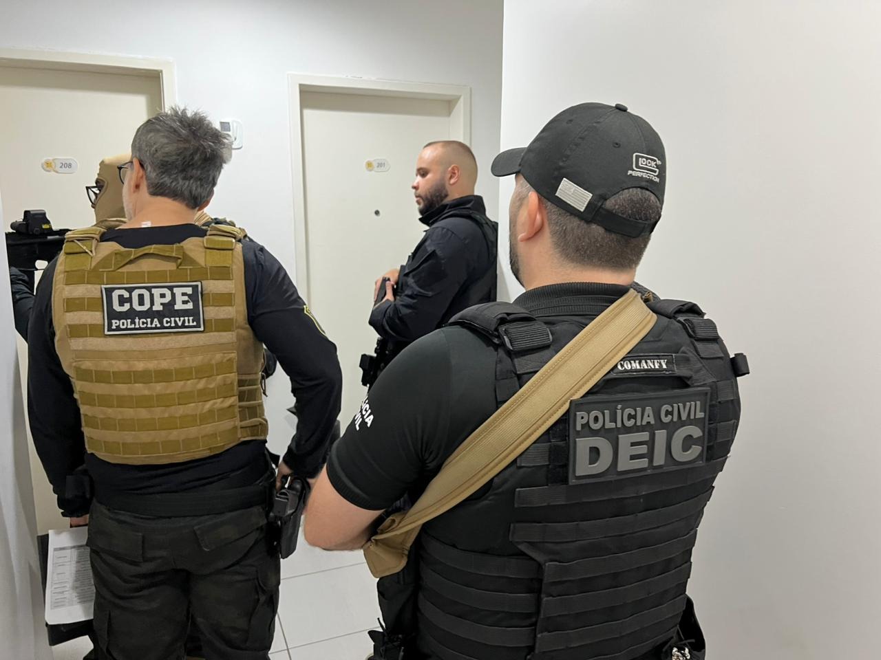 ​🚨Operação Diamante de Sangue prende 10 investigados e apreende veículos de luxo, dinheiro e aeronave utilizada por grupo criminoso