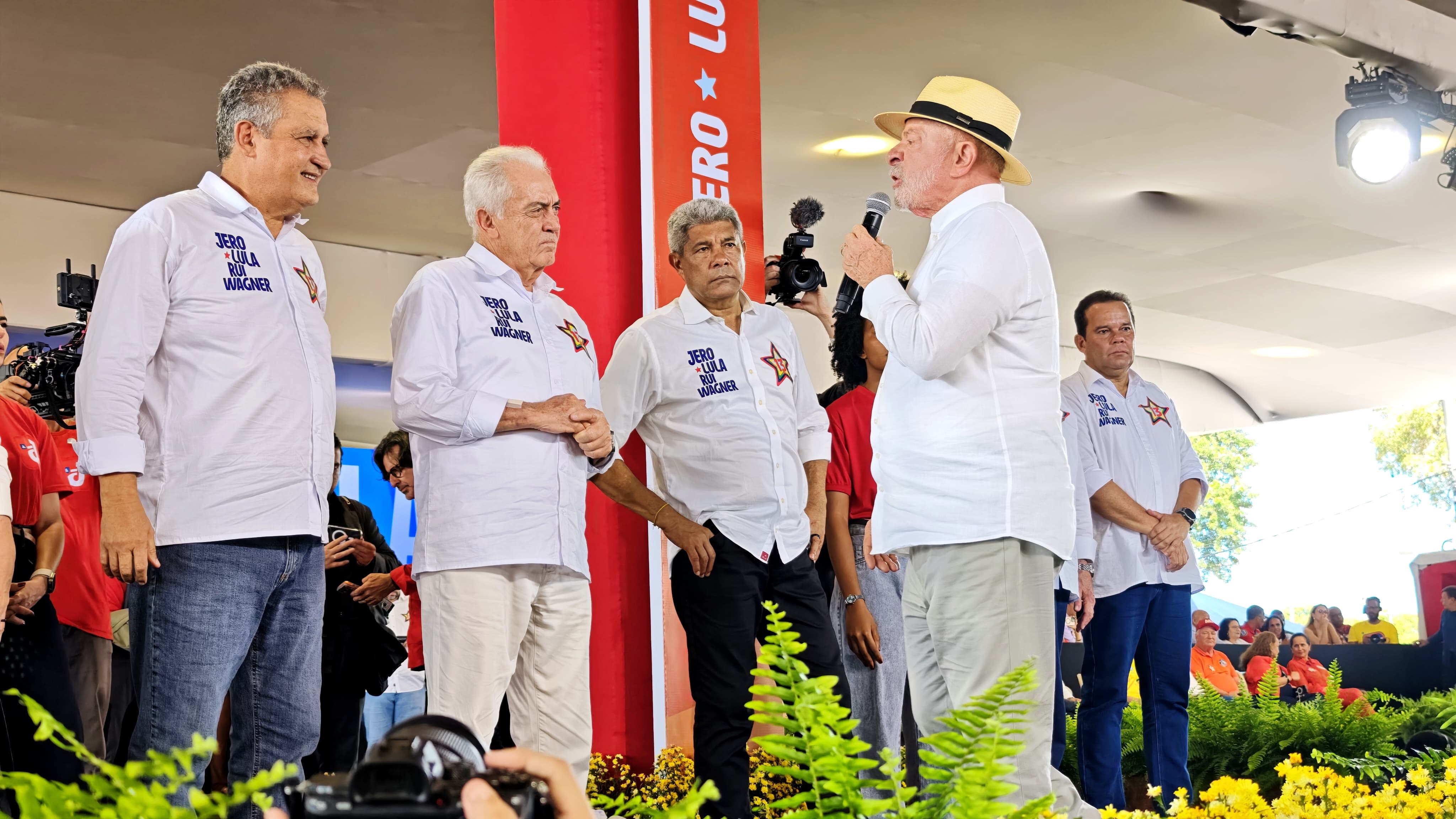​Lula destaca trajetória de Rui Costa e pede apoio à candidatura ao Senado durante convenção do PT na Bahia