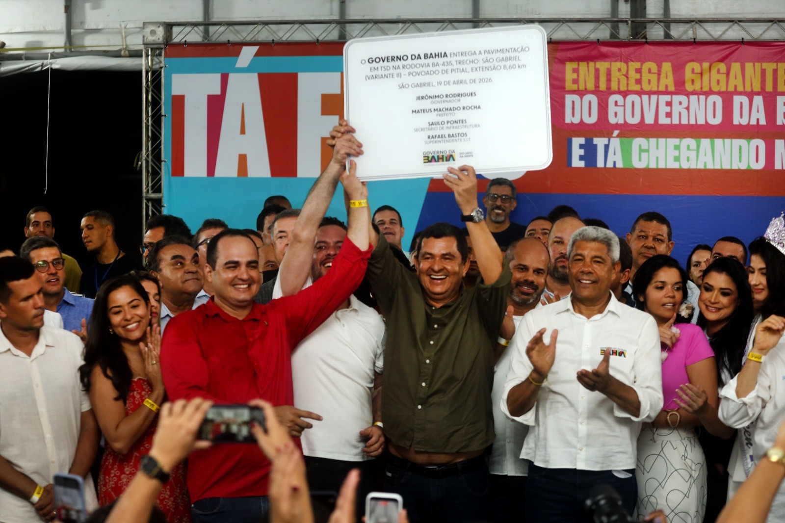 ​São Gabriel recebe ordem de serviço para ampliação da pavimentação da BA-435