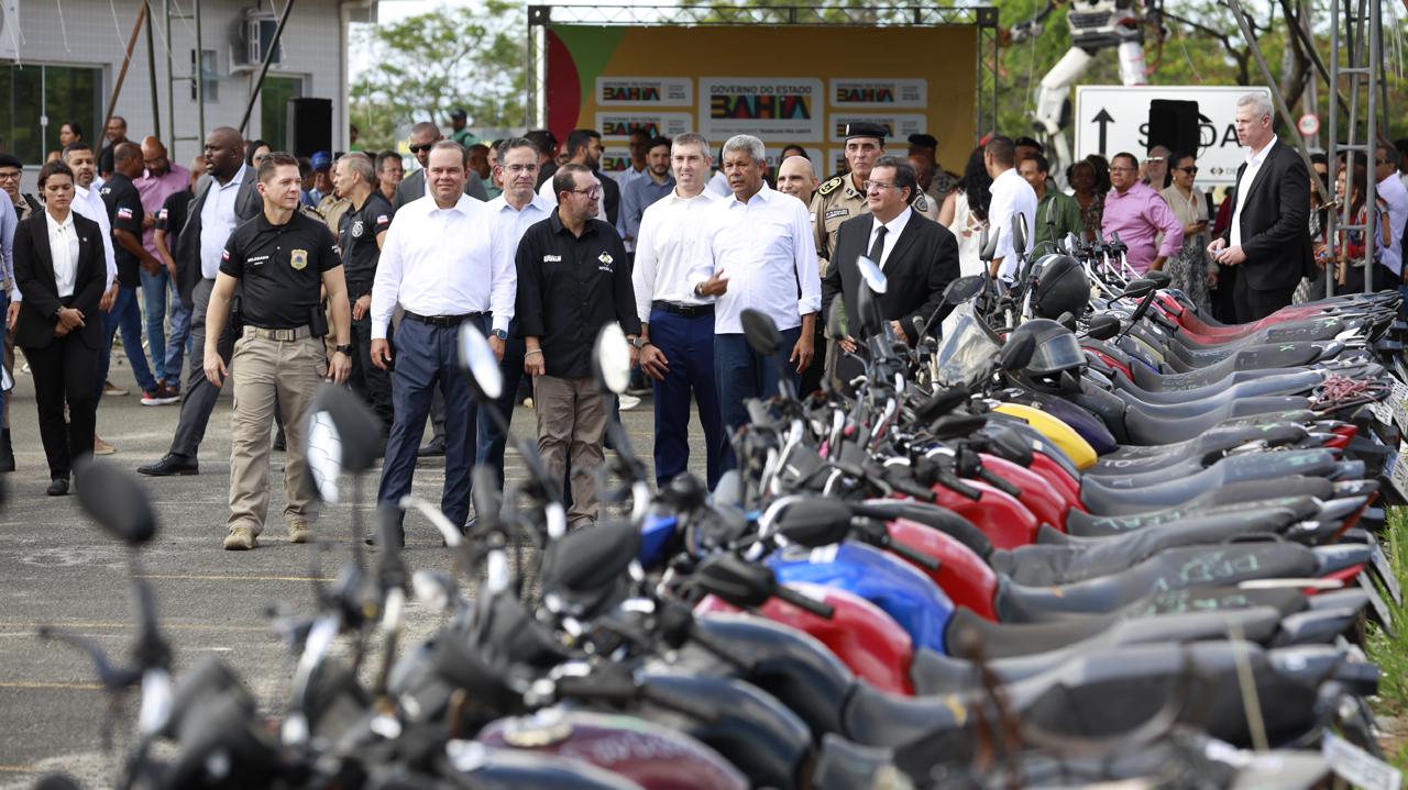 Governo do Estado entrega veículos recuperados aos proprietários legítimos no Dia D da Operação Ressonância
