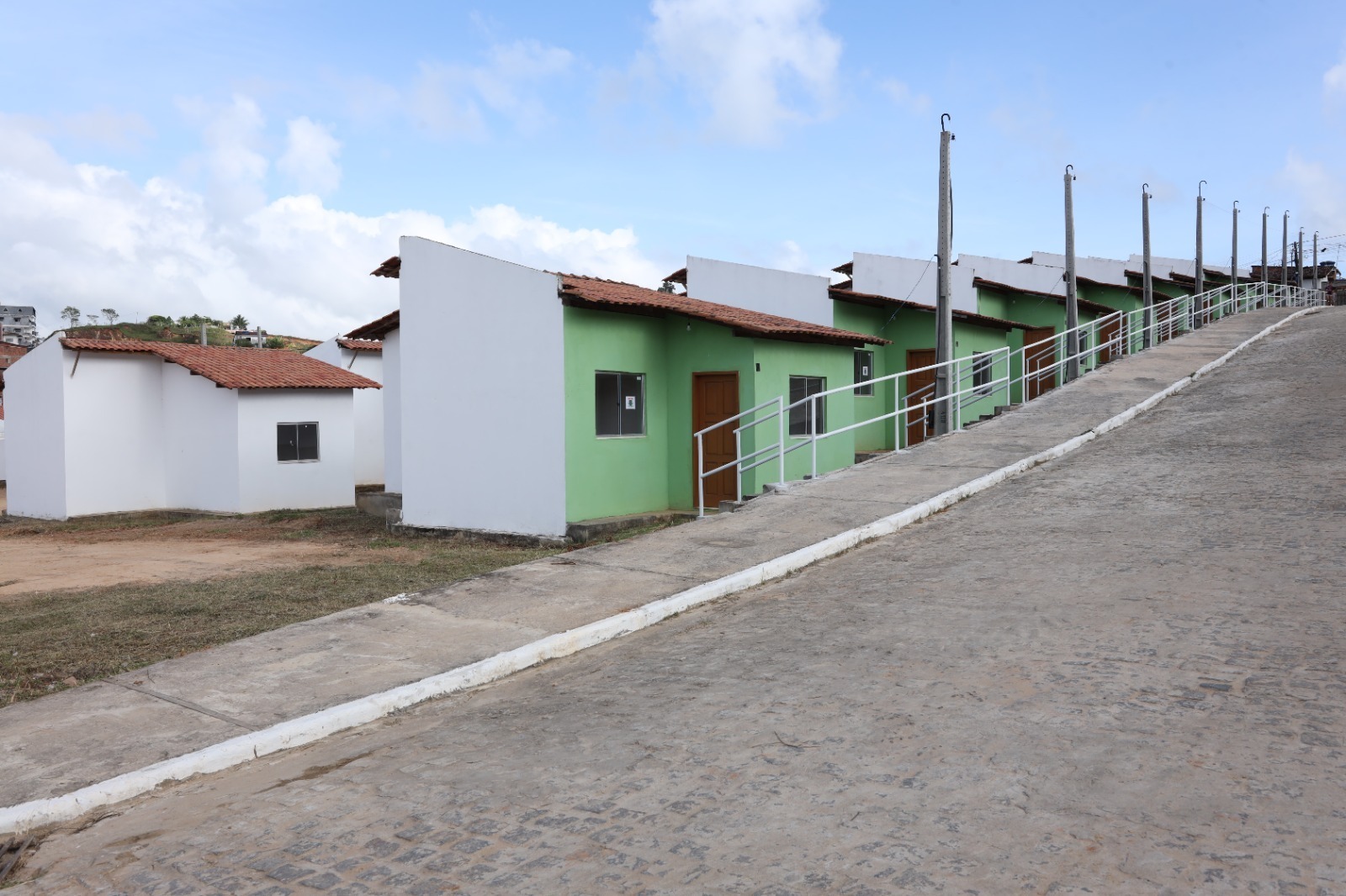 ​Governo da Bahia amplia infraestrutura e habitação e impulsiona mudanças urbanas em Ipiaú