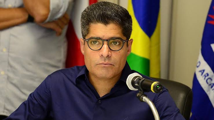 ​Modelos de regulação defendidos por ACM têm graves problemas e filas longas
