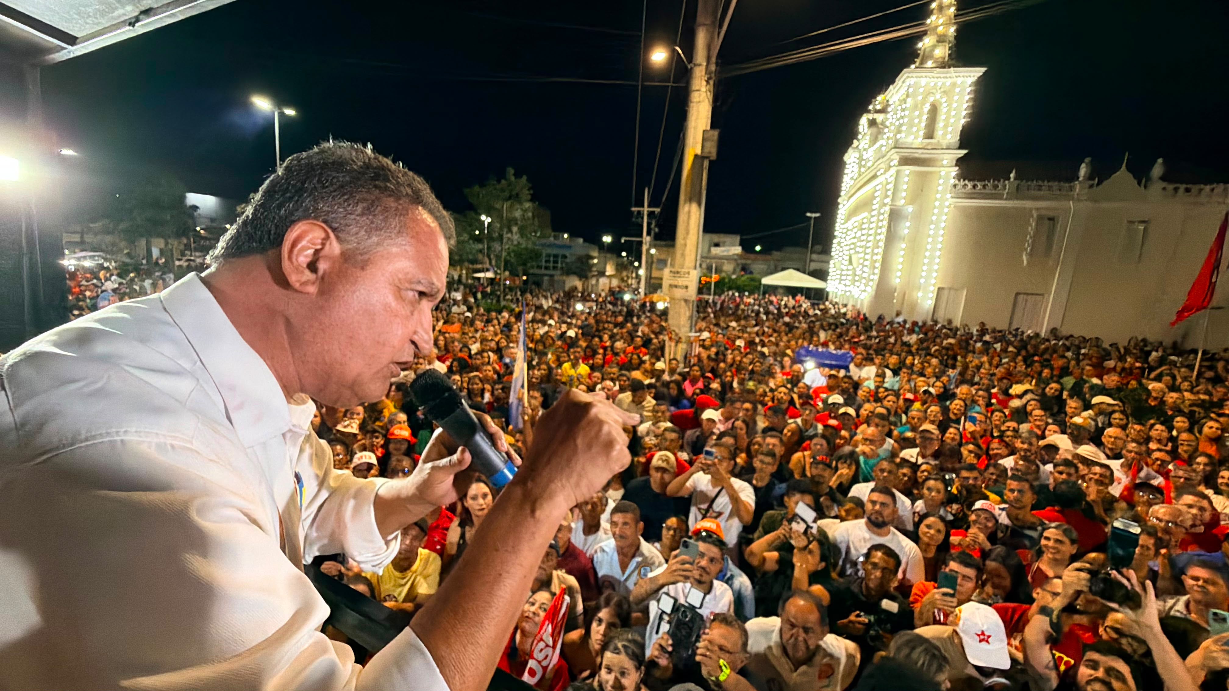 ​Rui celebra menor desemprego da história do Brasil e destaca avanços do governo Lula